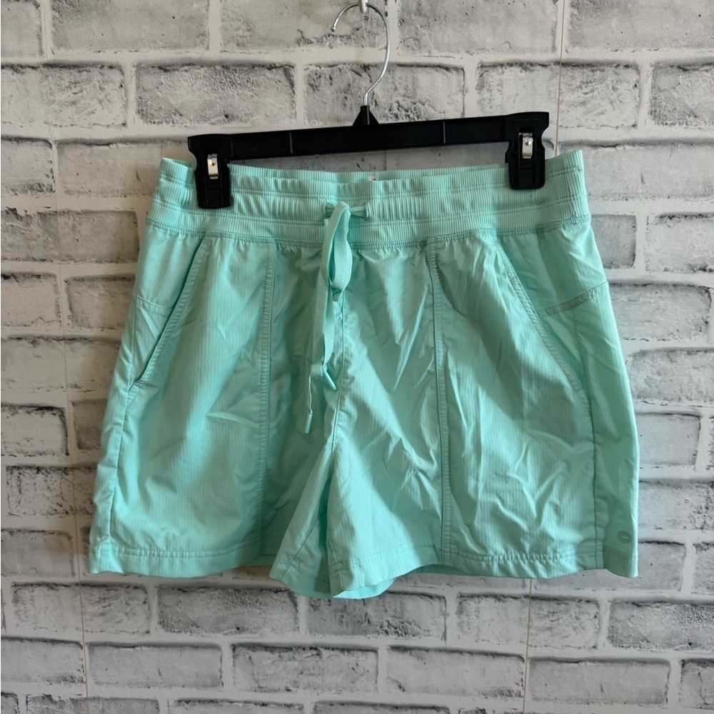 Women’s AVIA mint athletic pull on drawstring shorts Small